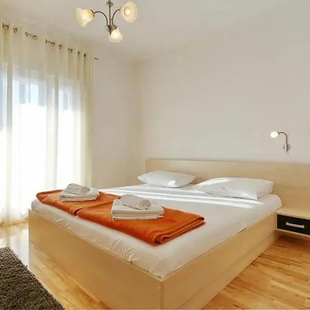 Villa Villa Bernardica Pakostane