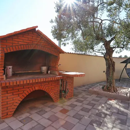 Villa Bernardica Vila